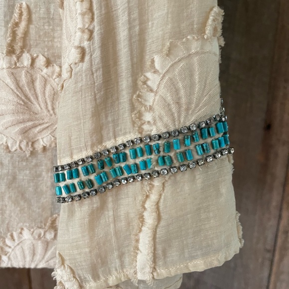 Share Spirit Beaded Tunic - Picture 6 of 11
